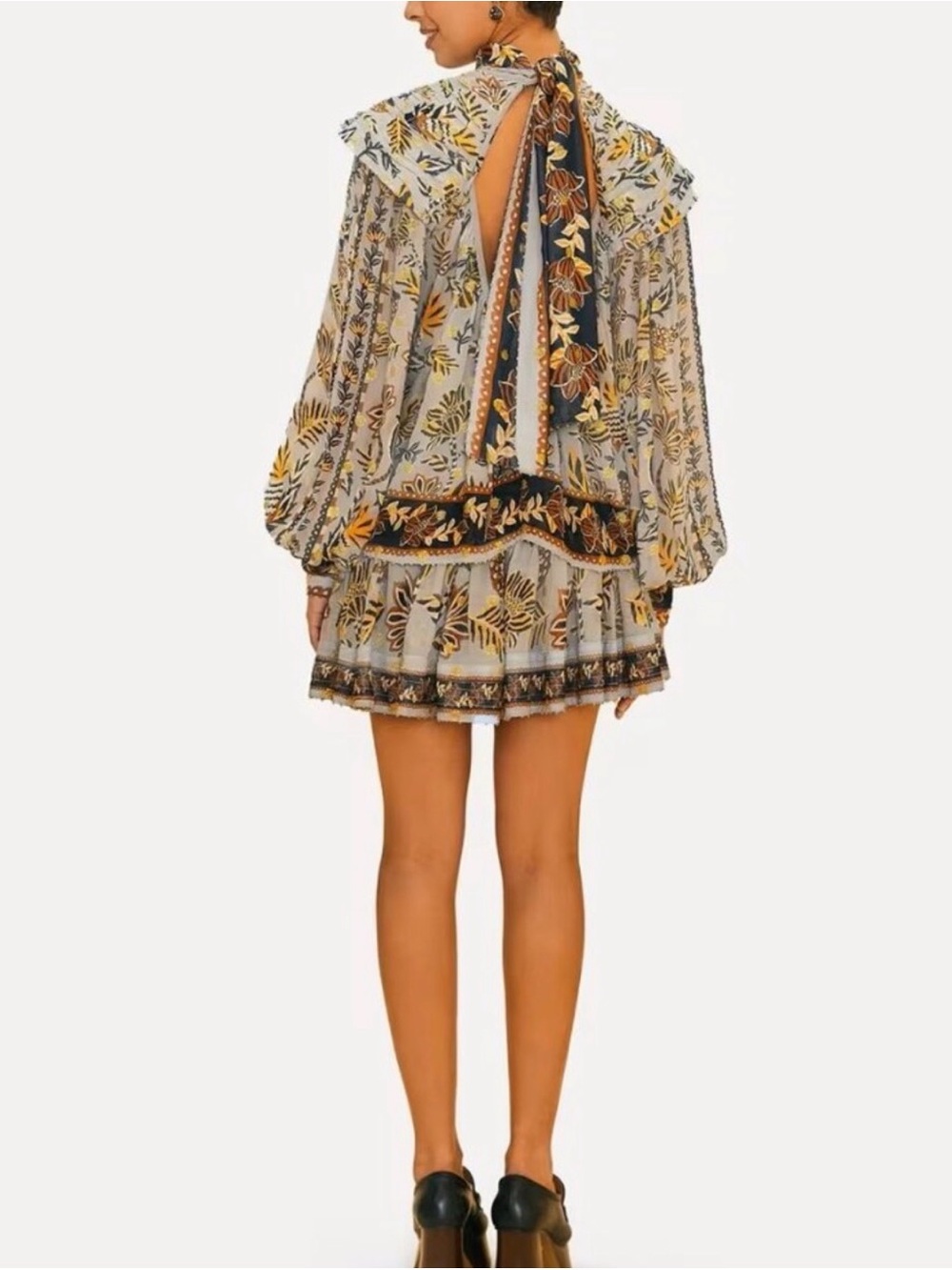 FARM Rio Floral Tapestry SET- TOP & SKIRT - Picture 3 of 3